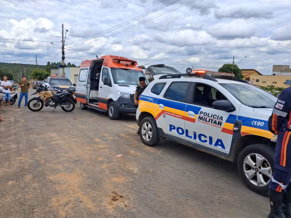 Motociclista de 33 anos morre após colisão com caminhão em Taiobeiras